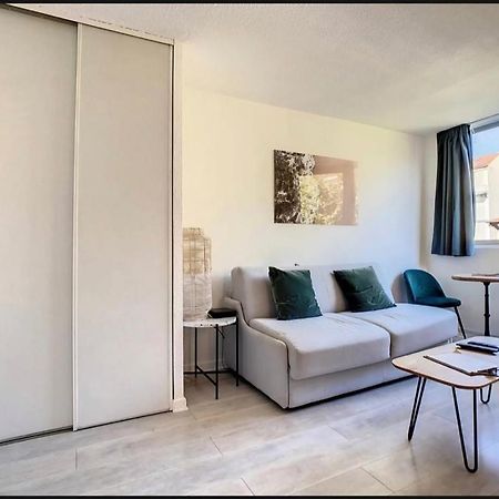 Studio Contemporain Avec Piscine Proche De La Mer Cannes Bagian luar foto